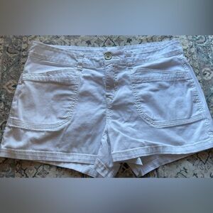Women's Union Bay White Shorts, size 15